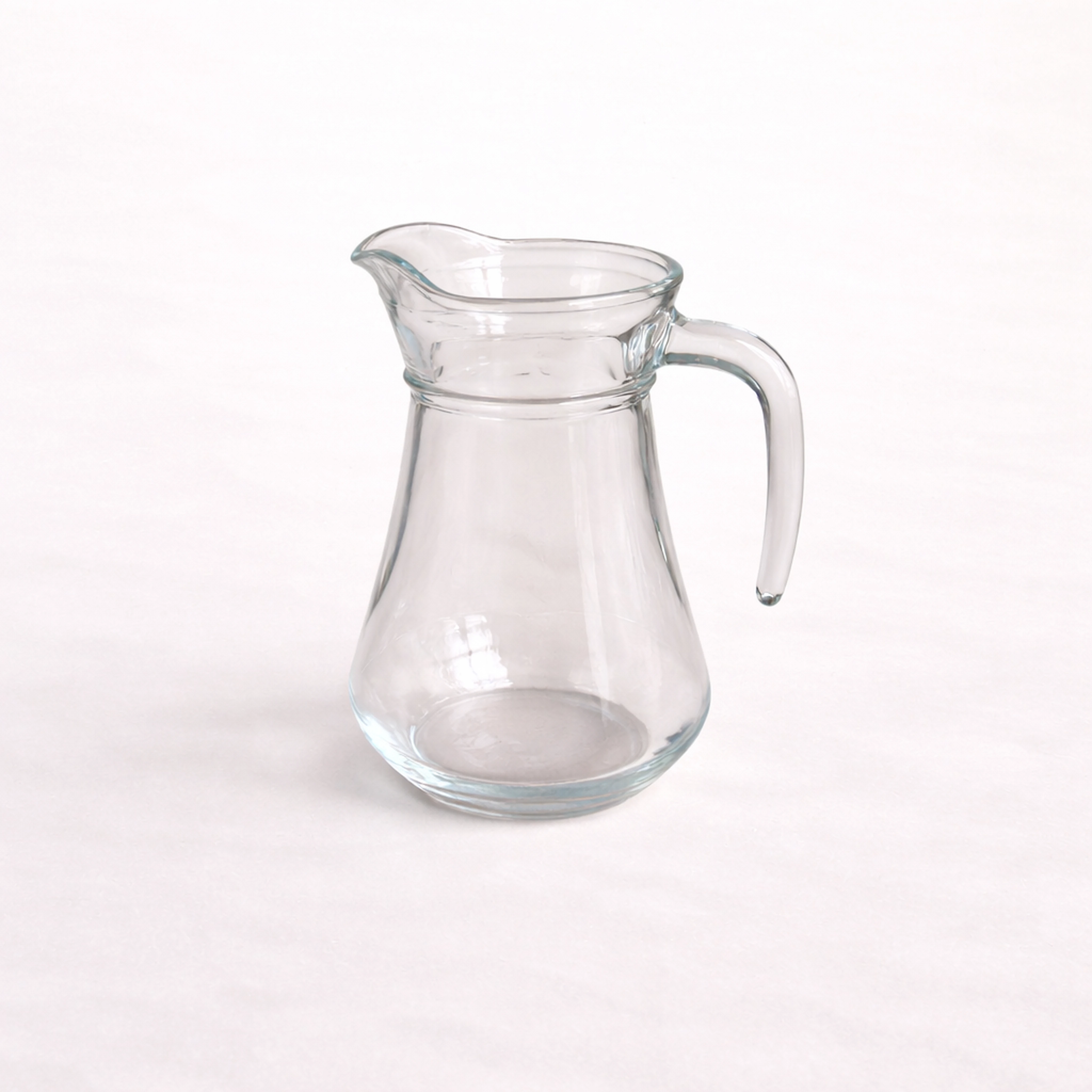 Carafe à eau classique